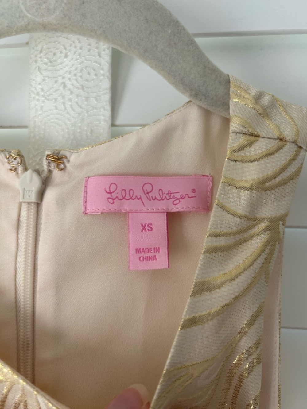 Lilly Pulitzer Shift Dress Gold Silk Mini Tan Sequins XS - Picture 4 of 9